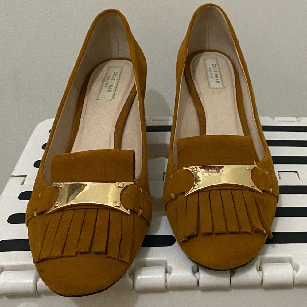 Vintage Cole Haan fringed loafer chunky heels - Size 6